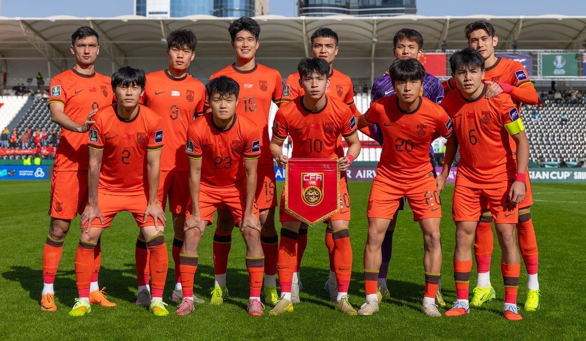 北青：U23国足部分球员家人赴吉达助威； 决赛依旧坚决打防反